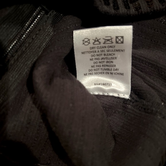 NWOT RETROFETE Audra Sequin Knit Racerback Top - Picture 10 of 11